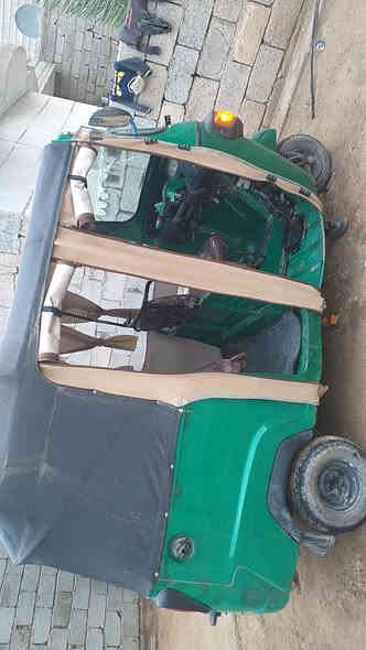 تكتك للبيع مؤديل ٢٠١٩ شهر ١١ محسوبه عل عشرين 
رقم نكليزي كهربائيات كله شغاله تايرات ٤جدد باتري جديد 
ظفيره جديده مكفوله سعر ٣و٦٠٠ المكان كاطون رازي شارع المدارس ***********
