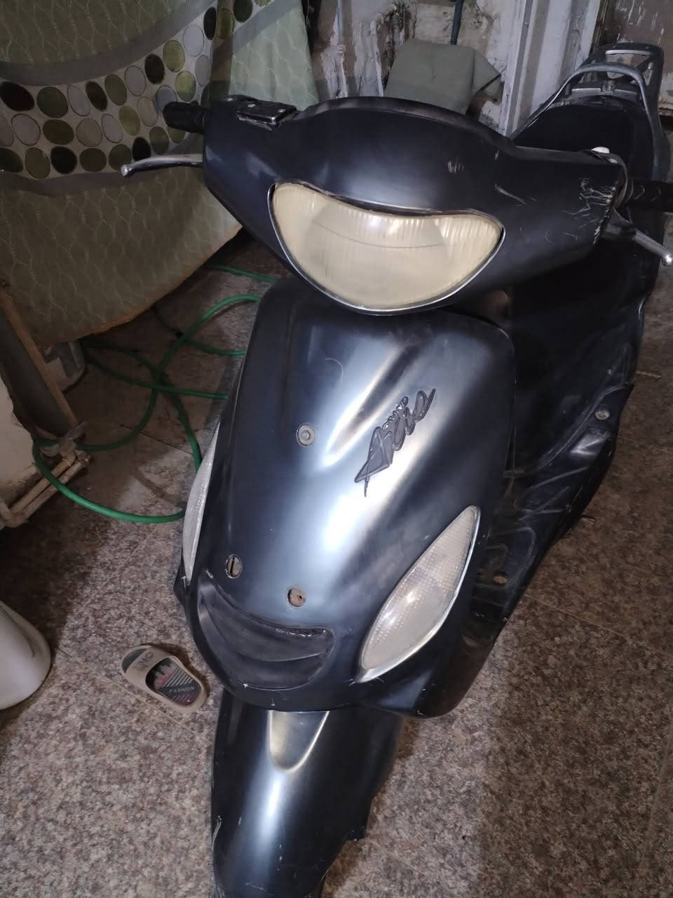 اكزز فحل كله شغاله سلف هندر شلع مشي ناعمه وحلوا ٤٠٠ وبيه مجال ***********
