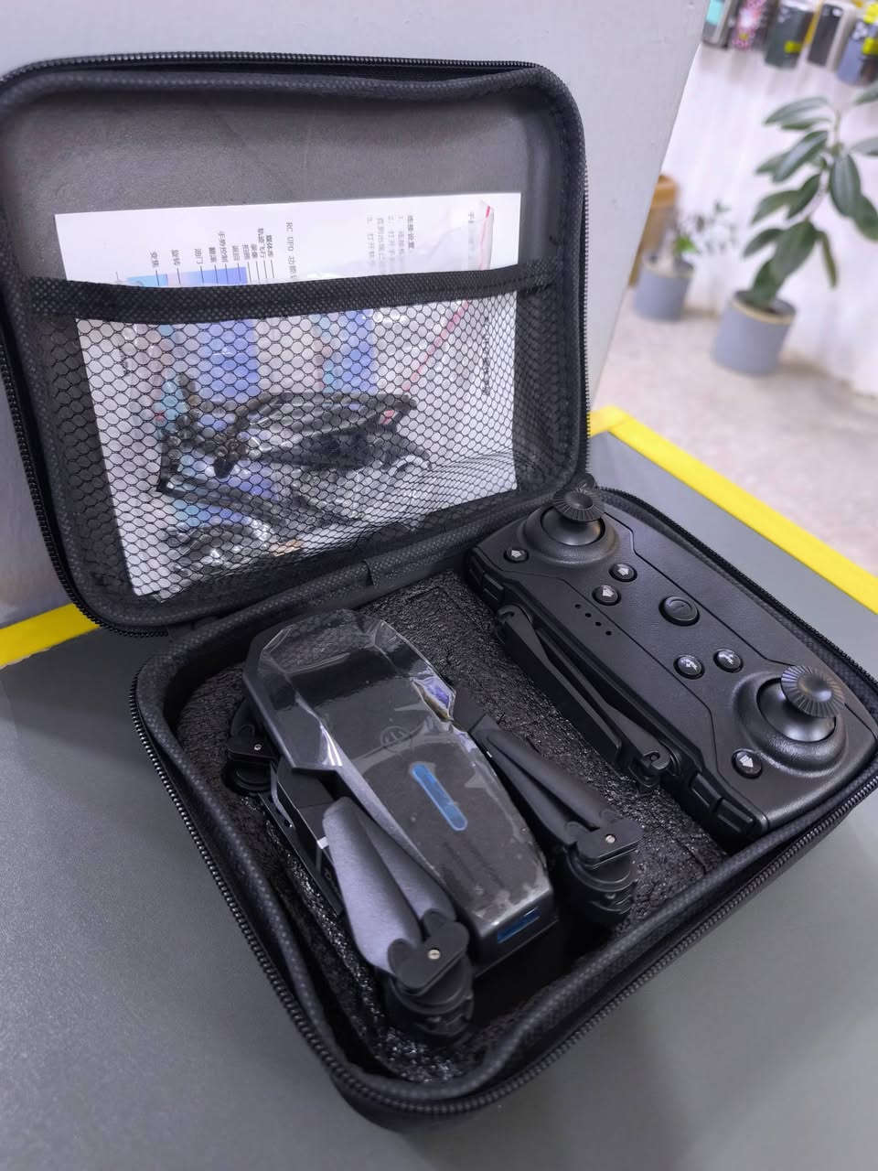 ⭕ للبيع

طائرة درون تدريبة (( جديدة ))
متوفر بيها كاميرا وعده احتياط
متوفر بعدد 2 قطع فقط (ابيض/اسود)

🟩 السعر : 15 الف دينار فقط
للحجز والتواصل على الماسنجر فقط
التوصيل داخل قضاء عفك مجاناً 🚘


**إذا كنت صاحب هذا الإعلان وتريد حذفه لأي سبب، رجاءا أرسل رسالة إلى الدعم الفني**