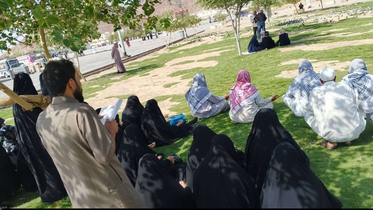 🌙 بسم الله الرحمن الرحيم
✨ اللهم صلِّ على محمد وآل محمد ✨
🕋 مكتب الكرّار لنقل المعتمرين
عمرة رجب وشعبان 2026
عمرتان في رحلة واحدة
🚍 براً
▪️ 950,000 دينار نقداً
▪️ 1,200,000 دينار أقساط
✈️ جواً
▪️ 1,900,000 دينار نقداً
▪️ 2,100,000 دينار أقساط
🍽️ بوفيه مفتوح (ريوك – غداء – عشاء)
🗓️ مدة الرحلة: 10 أيام
📅 موعد الرحلة: 15 / 1 / 2026
📍 السماوة – حي العسكري
قرب جامع الإمام علي (عليه السلام)
📞 للحجز:
أبو مرتجى ***********
كرار الزيادي ***********
✨ سارعوا بالحجز… المقاعد محدودة
