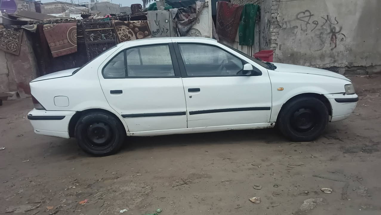 السلام عليكم سمند موديل 2010 السعر 20 ورقه العنوان بغداد لامين الثانيه رقم الهاتف***********
