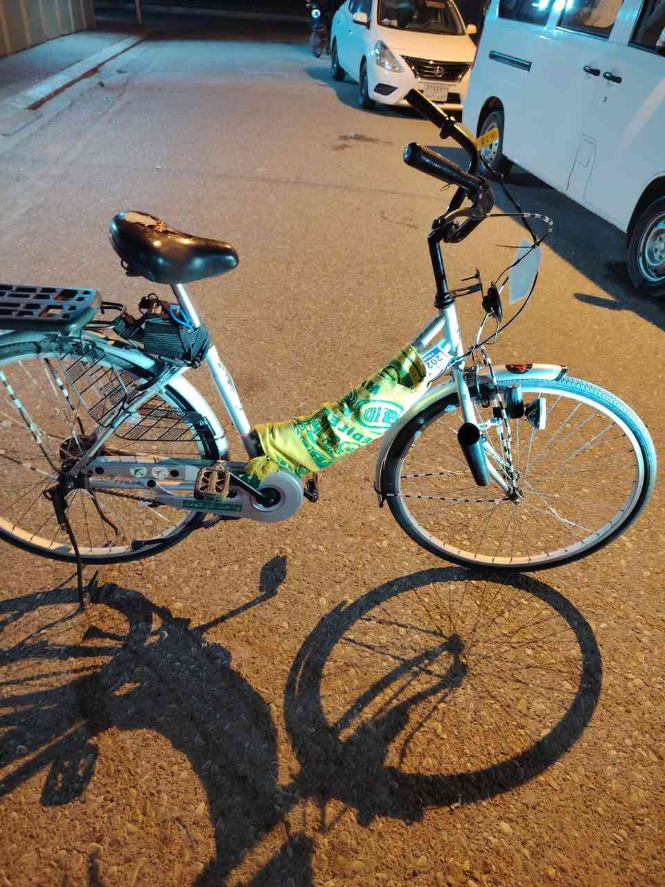 بايسكل ياباني للبيع كله شغال السعر ١٢٠ وبي مجال كركوك حي عدن بيع مستعجل عليه


**إذا كنت صاحب هذا الإعلان وتريد حذفه لأي سبب، رجاءا أرسل رسالة إلى الدعم الفني**