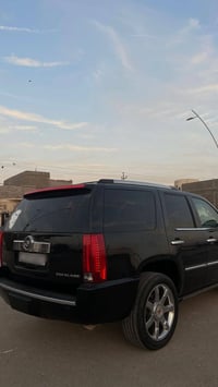 اسكاليد • ٢٠١٢ • كفالة