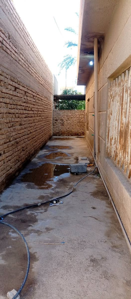 سلام عليكم عندي بيت اليجار بل طارميه بحي الشهداء المساحه:-)300:-) اليريد يئجر هاذ رقمي :-:-)‏‪***********‬‏ بي واتساب
