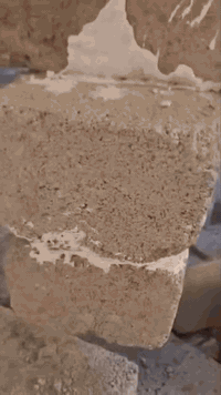 إذا تريد مادة لاصقة قوية، مضمونة، وتتحمل أصعب الظروف سوليكيم هو الاختي...