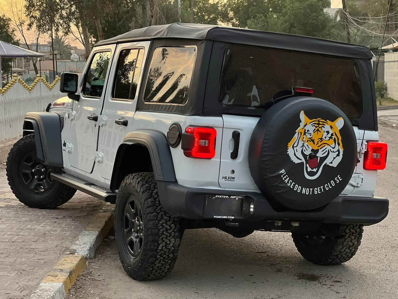 رانكلر 2023 محرك 6 سلندر ماشيه 19 الف حادث جاملغ خلفي موجوده بغداد نفق الشرطة واتس اب ***********
