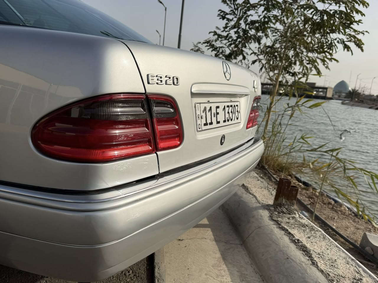 مارسيدس E320 خراطيم موديل 96 افنكارد سياره فول مواصفات كشنات جلد كهرباء خزن ميموري برده كهرباء مري شفط ستيرن كهرباء سياره موصفات فول زنون عالي ناصي مكينه كير حداديه شرط سياره جاهزه مناقصها شي تبريد +تدفه كهربائيات كولها شغاله وبلاد صبغ فقط بدون حادث سيارت رقم بغداد نكليزي هزه جديده سعر 110 بيها مجال شي قليل ستفسار *********** مكان سياره بغداد بلديات
