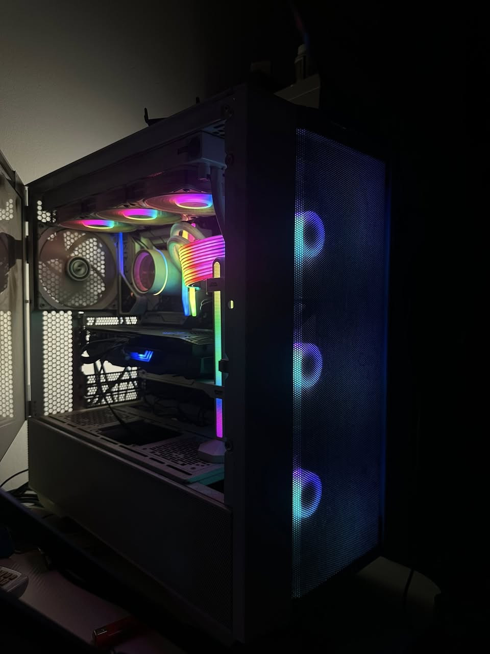 للبيع قيم واخذها
RTX 3070TI ZOTAC
INTEL 17 12700
Z790 ASUS PRIME
CORSAIR DDR5 32GB 5200
850W AORUS GOLDLEXAR NM620 2TB
nm620 1tb lexar
LEXAR NM620 2TB
COOLER DEEPCOOL LS720
LIAN LI MESH I!!
LIAN LI STREMPLUS
TWISTED STAND TM- 26-C018UP

ASUS VG27AQ1A 27 2K IPS 170HZ


**إذا كنت صاحب هذا الإعلان وتريد حذفه لأي سبب، رجاءا أرسل رسالة إلى الدعم الفني**