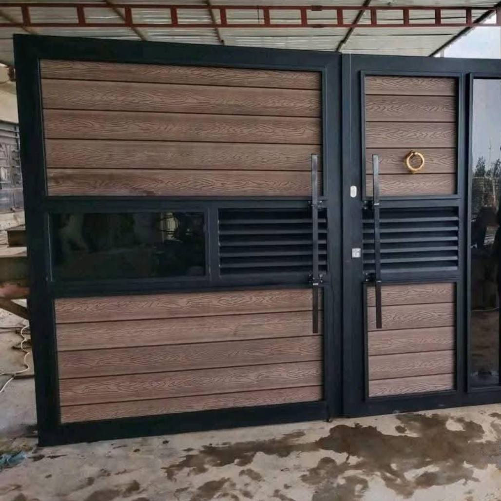 ((حداده النوارس))
((حداد متنقل داخل الكوت📢))
جميع انواع الحداده 🚨
ابواب🚪 شبابيك🪟 محجرات صقايف كي سبان كرفانات 🏠
متابعه لصفحه فضلاً وليس أمراً 🌹 
https://www.facebook.com/profile.php?id=61587617532173 
تواصل📍 وبانسب الاسعار 💸
‏‪***********‬‏اتصال 
***********واتساب
