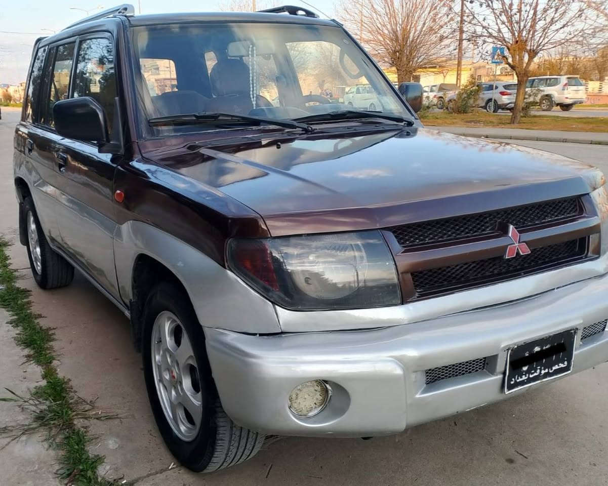 ماشاءاللە ماشاءاللە
شتی نمونەو لۆک ئەبێت ئاوها بێت
مستەربۆشی باجیرۆ مۆدێل 1999
ئاڕم پلاستیکی سلێمانی بەشەرتی سەیتەرە مەفرەزە دایرەی مرور
گێڕ ئۆتۆماتیک دەبل ئەکسل تەبرید
 بیلاد مەکینە بەخی چوار بستۆنە
چوار جام کارەبایی ماشاءاللە هەیکەلو ناوی لۆکە نمونەی لە جوانیدا
 دەعمولێدراوی نیە هەموگیانی  بەشەرت....سعر 44 گەڵا.....***********
*********** السليمانية, العراق
