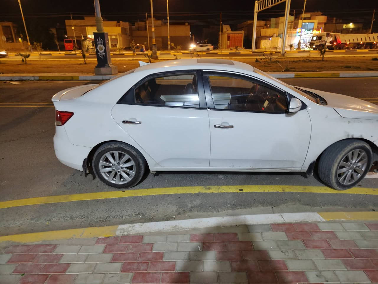 سيارة سيراتو موديل 2011
***********     
80. وبيه مجال
