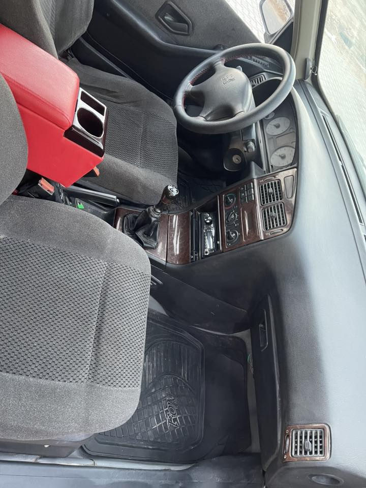 بارص موديل ١٥ رقم بابل مالك نجف مشروع وطني السنويه مجده ٢٩ تصقط بيها الجاملغ الكدام مبدل  بيها صبغ ماشر بل صوره والباقي مكفول السعر ٥٠ بيها مجال قليل الشراي يتصل علا الرقم العنوان نجف ***********
