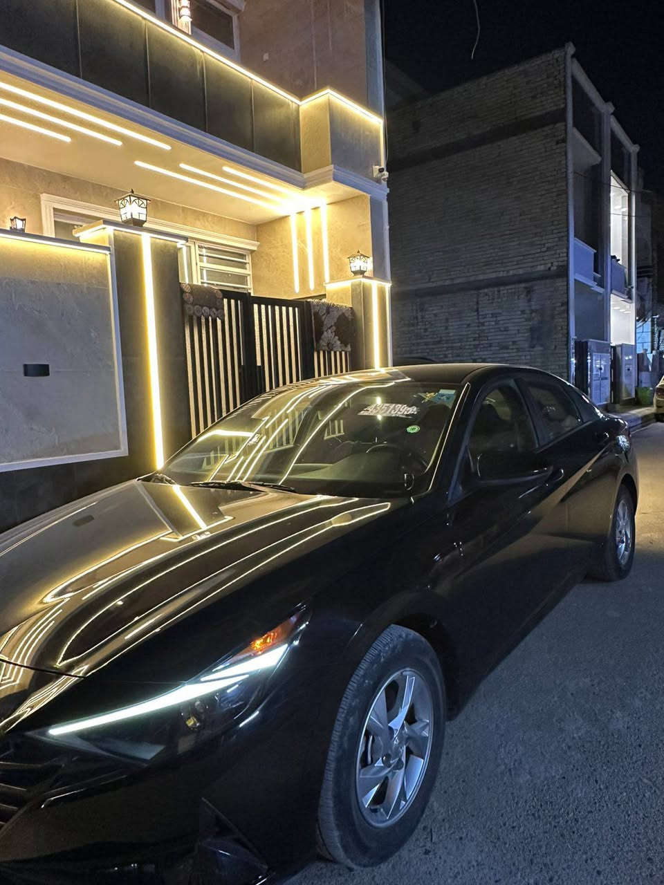 سلام عليكم النترا موديل ٢٠٢٣ سياره كلين بدون حادث ربع دعاميه ومصلحه نفسه صور لحادث بل منشور مستعجل على بيعتها ماشيه ٣٠ عنواني بغداد شعب عارضه ١٤٥ وبيه مجال ***********
