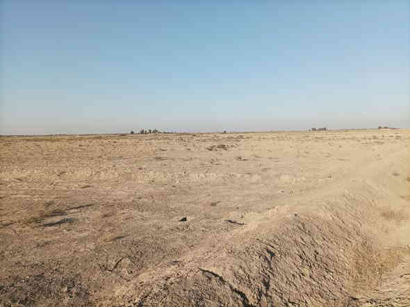 على بركة الله توجد ارض زراعة طابو سند 25
مساحة 8دونم قريبة على الشارع العام تصلح زراعة مشروع تجاري البدير السند مرفق الاتصال على الرقم 
***********
