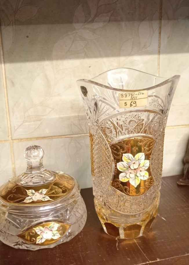 من اجمل القطع الكريستال البوهيمى الاتشيكي الاصليه 👌💯 طقم مكون من فازه وبنبونيره واتنين شمعدان غايه في الروعه والجمال للمهتم خاص 📩📩📩📩📩📩📩 الهرم, الجيزة


**إذا كنت صاحب هذا الإعلان وتريد حذفه لأي سبب، رجاءا أرسل رسالة إلى الدعم الفني**