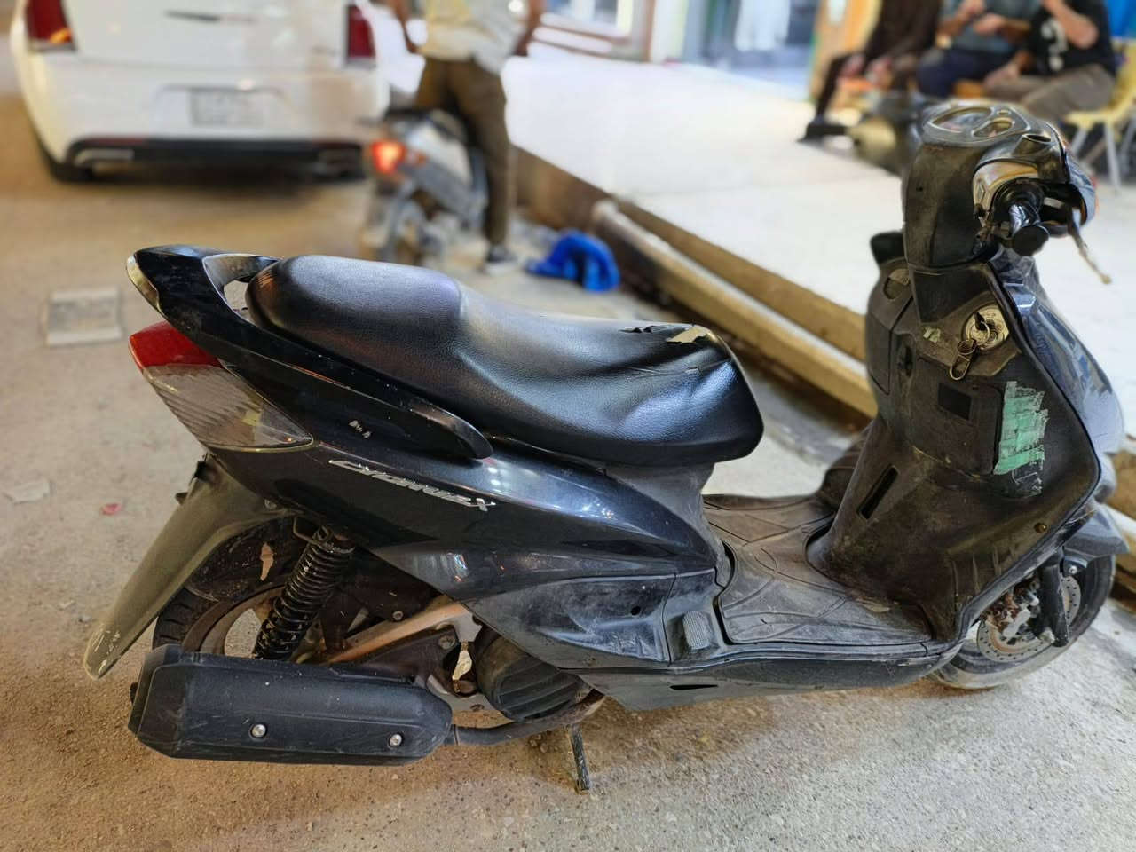 دراجه سكنس ياباني حاويه صار شهر من جبتهه من بغداد  مكان ناصرية مركز شارع بغداد *********** السعر  مليون ١٥٠
