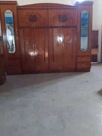 غرفة نوم • للبيع • قابل تفاوض