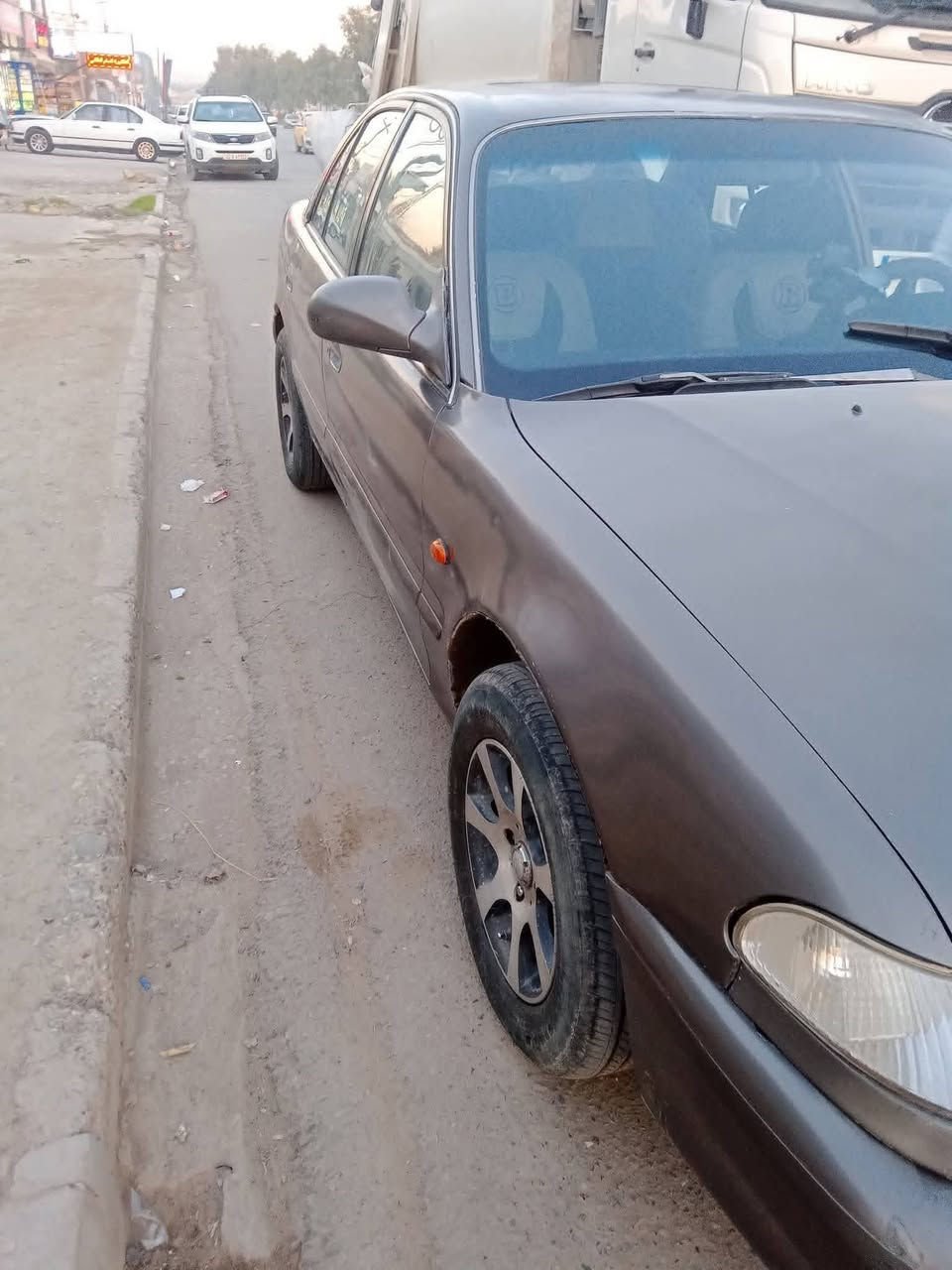 السلام عليكم
سوناتا موديل 94
رقم نينوى مسطره كابون بانزين 
طخم تاير جديد 
تشتري من الشرعي 
السعر 33بيها مجال 
العنوان.#الموصل 
للتواصل ***********
