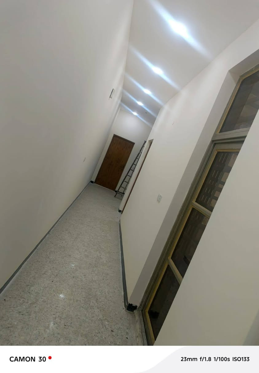بسم الله الرحمن الرحيم
🚨دار للايجار🚨
الصور المعروضه  اله  
بيت طابق ارضي
مساحته ١٢٧  متر  
يحتوي على طرمه خدمات خارجيه
البيت مدخلين  صاله مطبخ خدمات غرفتين نوم منور  
البيت زيرو حديث
موقعه المشتل الزيدي

طابق ثاني اللايجار
مساحه ١٢٧  
يحتوي على صاله مطبخ خدمات غرفتين نوم سطح
بناء حديث زيرو
موقعه المشتل الزيدي

طابق ثاني ايجار
الموقع الرئاسة قرب المركز الشامي 
يحتوي على صاله مطبخ خدمات غرفه نوم

دار للايجار
مساحه  ٧٥  متر  يحتوي على ٣نوم  صاله مطبخ خدمات منور  حولي طابقين جديد  
موقعه المشتل خمس بيوت  

دار للايجار مساحه ١٥٠ متر يحتوي على ٣غرف نوم صاله مطبخ خدمات
الموقع المشتل المربع الذهبي

دار للايجار مساحه ١٠٠يحتوي على ٣غرف نوم صاله مطبخ خدمات منور  موقعه المشتل شارع الخبازات 

طابق ثاني يحتوي على غرفتين نوم صاله مطبخ
موقعه المشتل المربع الذهبي

مشتمل طابق ثاني مساحه 100يحتوي على غرفتين نوم صاله مطبخ خدمات بلكونه 

للاستفسار الاتصال وتساب ***********
