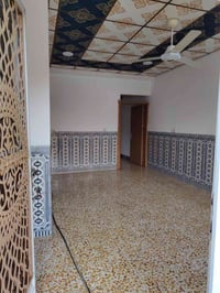 حي الصديق • دور ثاني • غرفتين