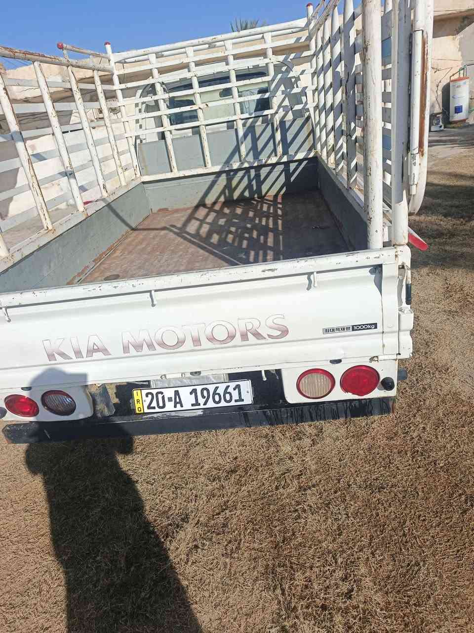 سلام عليكم سيارة للبيع كيه بنكو حمل موديل ٩٥ مكفوله كفاله عامة الرقم انكليزي الاتصال على الرقم التالي ***********
