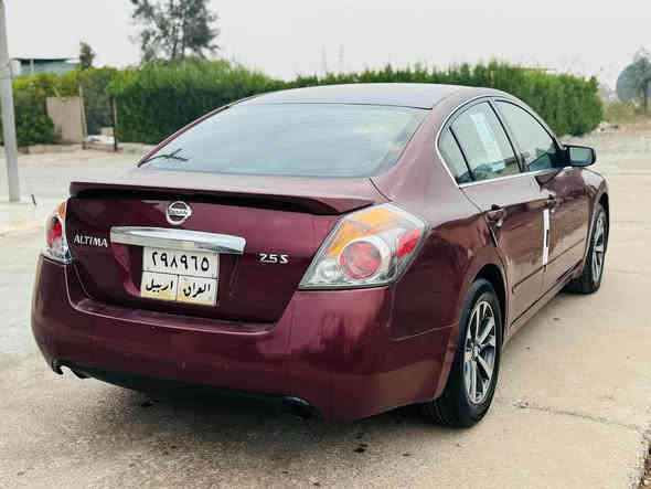 نيسان التيما 2011 مكفوله من الحادث جاهزه من كلشي سياره كلش حلوه ونظيفه باسمي تحويل وكاله شرط بيها كم قطعه صبغ بس رش جماليه اثر جراد .كير محرك تبريد كهربائيات شرط سعر82ومجال  غرامه 3اوراق ونص تنزل من السعر .عنوان اربيل
***********
***********
***********
نيسان التيما 2011 زور جوان بى ليدران بناو خوم يه ك دينار مه صره في نيا جه ند بارجه بوياغي هه يه له سه ر كالبونه وه .بى ليدران به شه رتي سونر سعرى 82ومجال و3ورقه ونيو غرامه ي له سه ره بوت ده كه رينمه وه شوين هه ولير أربيل
