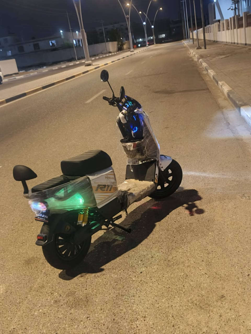 السلام عليكم
دراجه شحن R11 مديل 2026 جديده مستخدمه اقل الـشهر تجي وتشوف بعينك و5 بطاريات دبل اشاره سعر 650 وبيه مجال ومعروفه مواصفاته 

العنوان : (البصره _ القبله) 

اي ستفسار فقط على الرقم واتساب ***********
