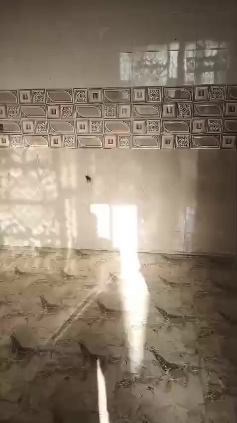 سلام عليكم بيت الإيجار في منطقة 7 كيلو قرب معارض
بيت نضيف وجاهز تواصل ***********
