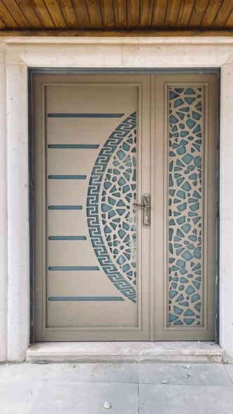 صباغ وديكورات منزلي داخلي وخارجي وعمل كافه الاصباغ 

 اصباغ بلاستيكي+طلس معجون وستن+سحبات فوم داخلي

ترميم البيوت القديمه + معالجه الرطوبه + عمل ايبوكسي

ديكور بديل الرخام والخشب والشيبورد +عمل ورق جدران 

شبابيك تنظيف وصبغ+ شغل درجه اولى+ ***********
