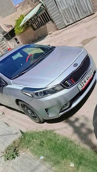 سيراتو خليجي 17 فول مواصفات 1/1 ماشيه 176 بسمي تحويل ثاني يوم تخم تاير...