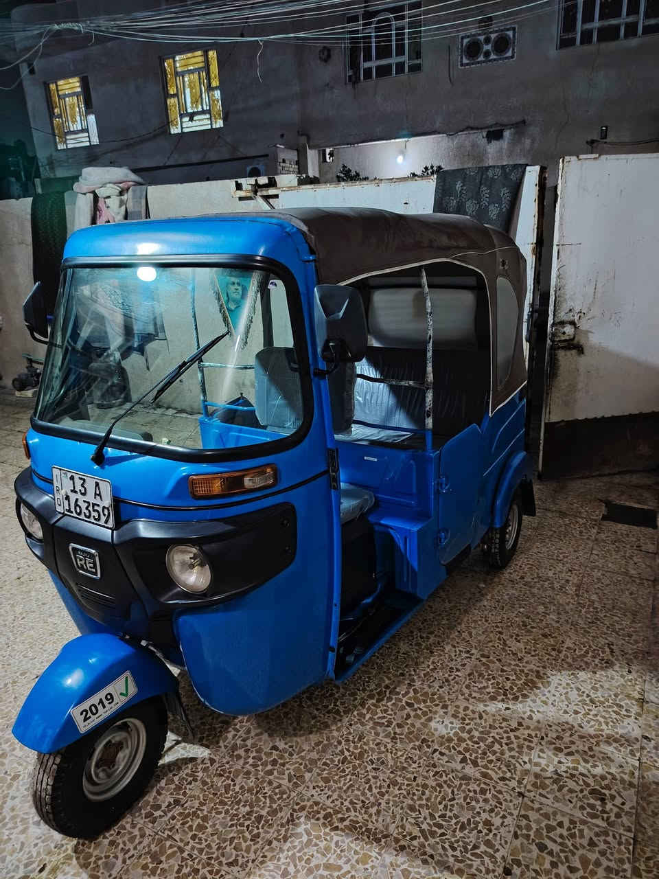 سلام عليكم ورحمة تكتك رقم سنويه مديل 22  زركه تكتك كلشي موضح بل المقطع تكتك جديده وجاهزه من كلشيي
باقي تفاصيل ***********
مكان العماره ساحت العرضات
