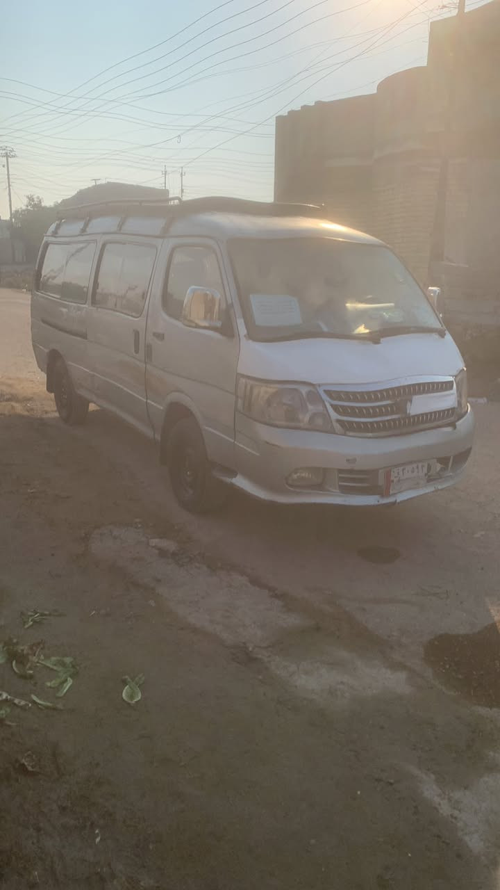 سلام عليكم فتون للبيع 2010 مكينه كير اكسل. كفاله  تايرات صدر جدد كشنات فوله عوزه بس. كاعيه القمبوره فقط للبيع  سعر 55 مكاني بغداد المعامل سياره رقمها بغداد حته هزه داخله.رقم ***********
