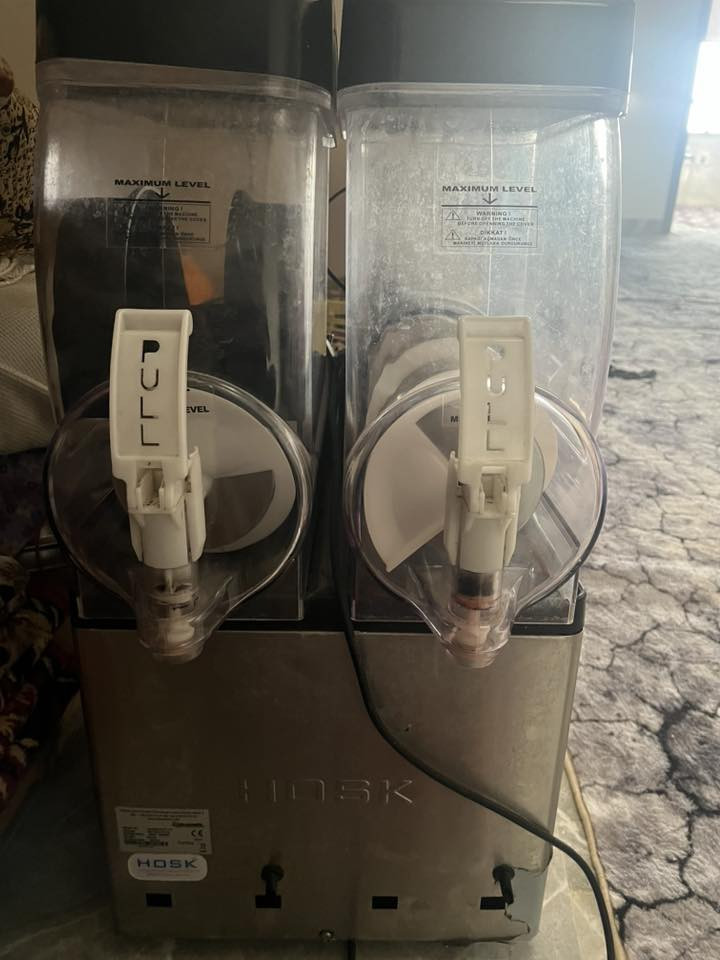 مكينه ازبري هوسك تركي اصلي مستعمل قليل شهرين                  مكينه ايس كريم للبيع تفاصيل هاتف ***********
