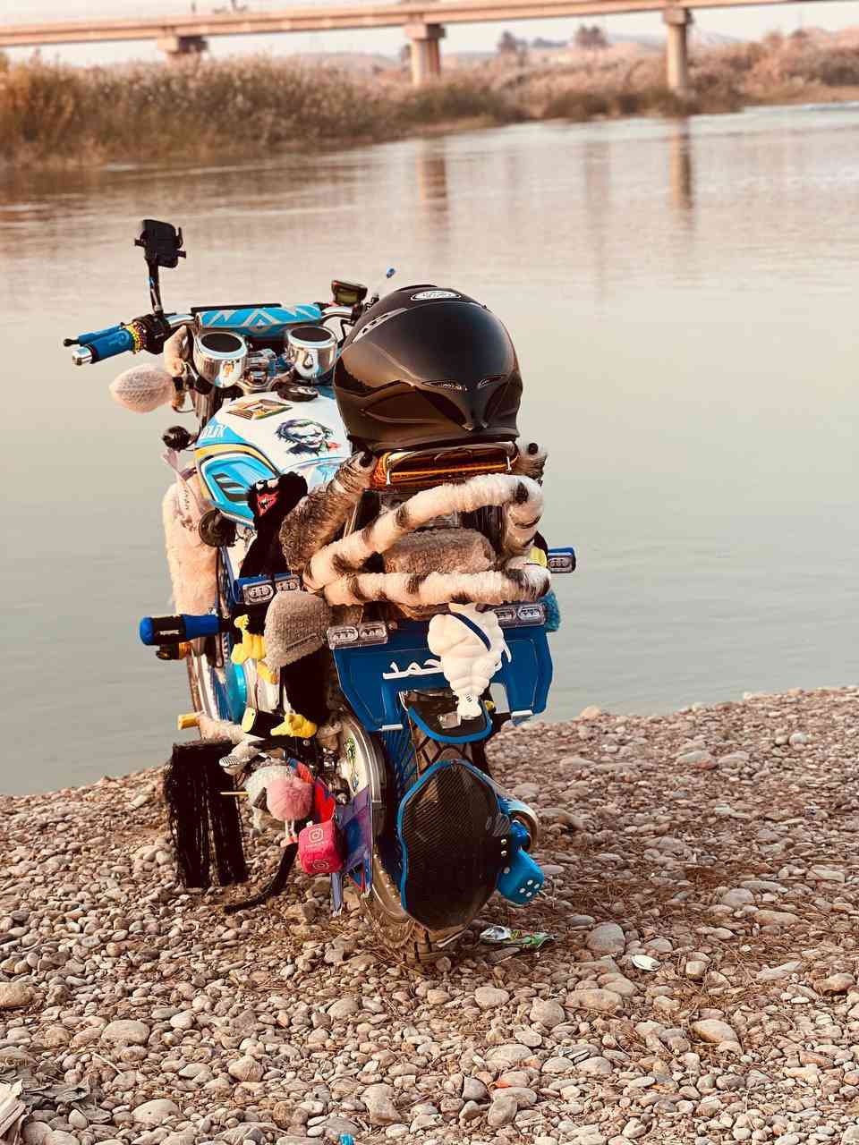 سلام عليكم دراجه للبيع موديل25 مجنبزة عله آخر حباية ما بيهه ولا نقص نشرات كلهه شغالة ماكن دلي عباس الشهاني السعر خاص اتصل وبيك خير وتدلل  
***********
