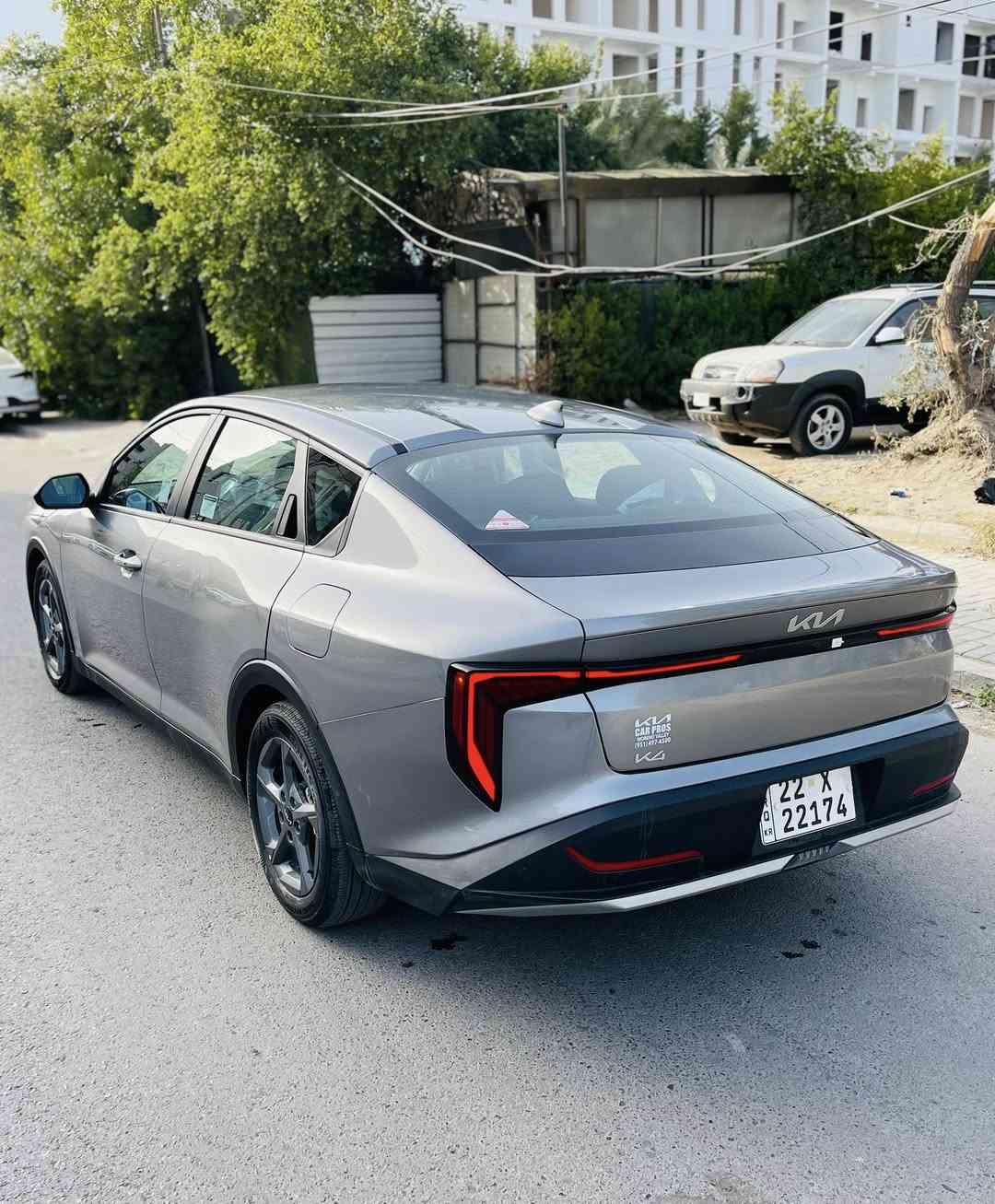 السلام عليكم
عندي كيا K4 لون شمباني فاتح وارد امريكي زيرو ماشيه الف بعد زيرو 
 ***********((بدون اي ايرباك))
السعر((182)) بيا مجال بسيط السياره بجم مكفول كبس حادث السياره باب خلفي ايمن وكل صور الحادث عندي حتى الدعاميات بدون صبغ سياره كله ليبل واحد 
سياره بصمه.. تشغيل عن بعد.. لايت زنون لد امامي خلفي شاشه متصله كامله.. دشبول دجتل 3 الوان..تحكم ستيرن
تحديد مسار سياقه ذاتيه..رادارات جانبيه رادار امامي+ رادار خلفي..ويل كب.. سياره بعده بوضع الشركه صغر برغي نقص ما بيه…
السعر((182)) بيه مجال بسيط ***********
 مكان سياره بغداد الكرخ رقم اربيل بأسمي البارحه رقمته تحويل ثاني يوم
