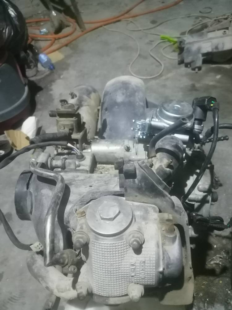 السلام عليكم مكينة ماكس قجمه كدامك ما مفتوحه  للبيع العنوان بغداد مدينه الصدر الاستفسار (*********** ) بي وتساب ما متواجد فيس
