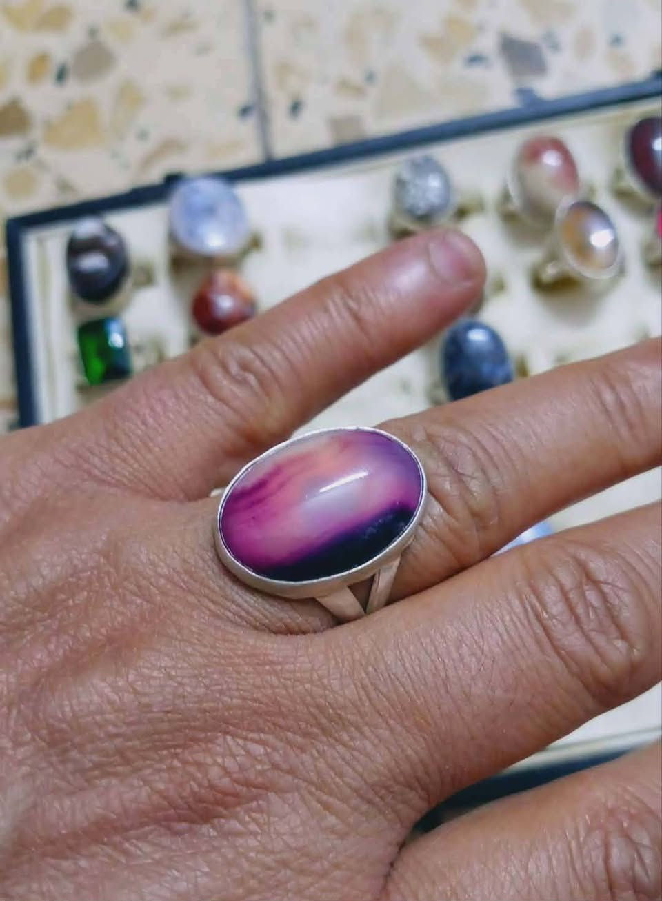 منو يصيده .. عقيق جمال ودلال فضه 925سعر 33الف فقط مع توصيل واتساب ***********...
