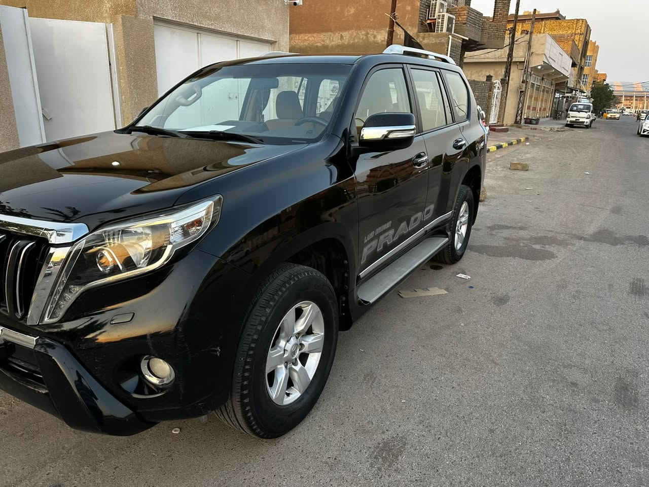 (مكلف بالنشر)
السلام عليكم
برادو 2014 لون أسود
محرك 2700
4سلندر 
خليجي
مواصفاتها المعروفة عدا السلايد
السيارة نظيفة وكاملة وعملية جداً
مكفولة والسيارة احلى من الصور
مابيها نقص
رقم بغداد تحويل ثاني يوم
والشراي يعرف شكد قوية السيارة
السعر 26 دولار
بغداد السيدية
للراغبين متواجد خاص


**إذا كنت صاحب هذا الإعلان وتريد حذفه لأي سبب، رجاءا أرسل رسالة إلى الدعم الفني**