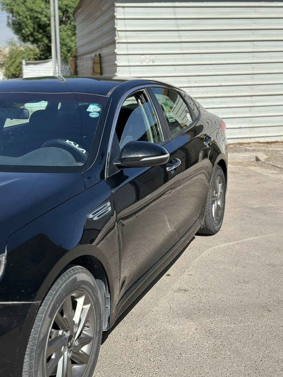 سلام عليكم
كيا اوبتما ٢٠١٩ وراد امريكي للبيع فقط
مواصفات Fe
ثلاث أنظمة قيادة ايكو سبورت نورمال 
كامرة شاشة
تحكمات فول
حساسات
رادار امامي و جانبي
تبريد ثلج
صدر امامي خلفي جديد 
حادثة من امريكا بنيد فقط بدون دواخل و بلعراق بيهة الهلال جاملغ الخلفي عكس السايق
ماشية ١١٢ ميل
السعر ١٢٧ ورقة وبيهة مجال
مكاني بغداد 
***********
