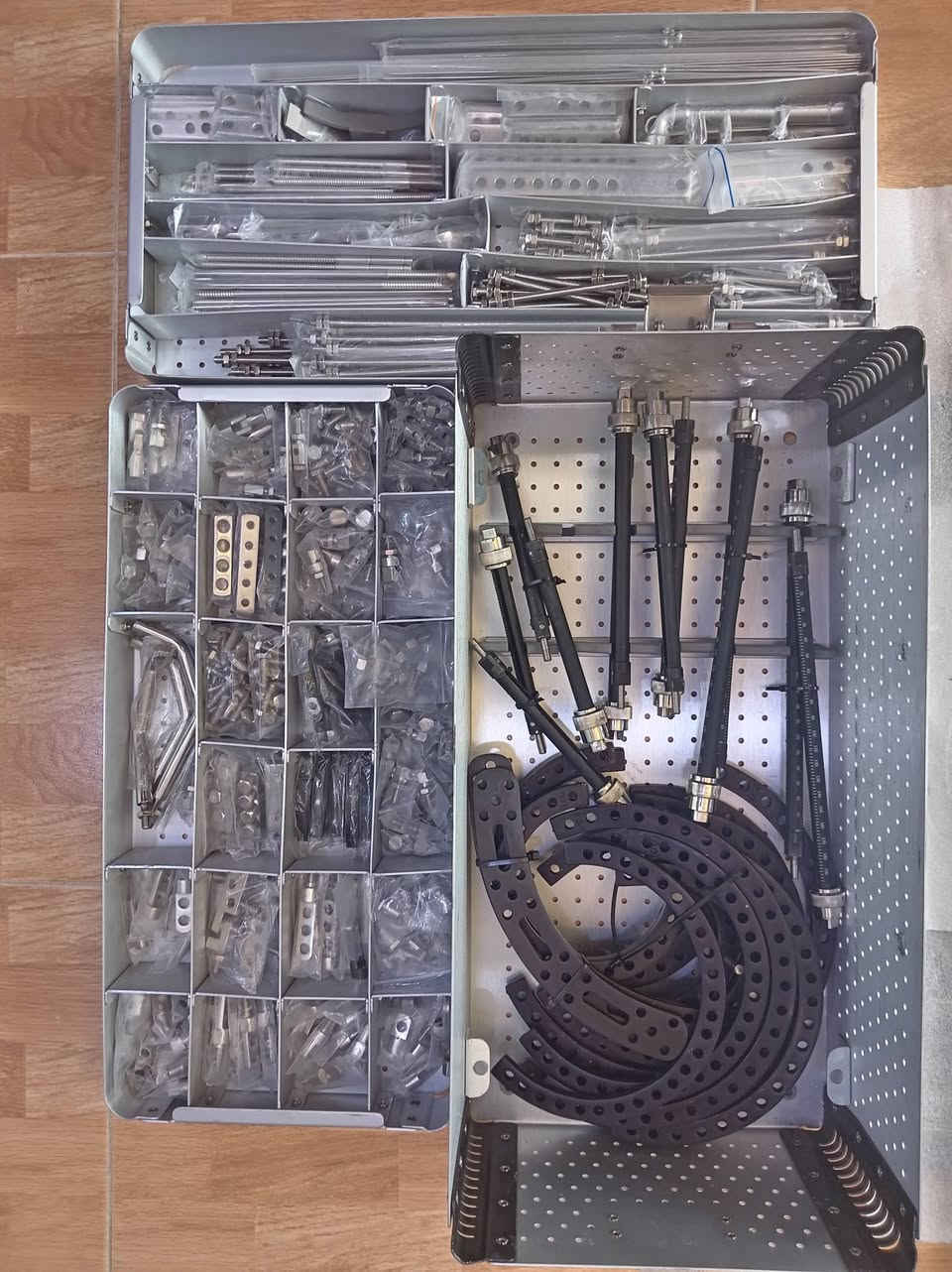 سيت ايزاروف متكامل مع جميع الملحقات متوفر للاتصال *********** او ***********
