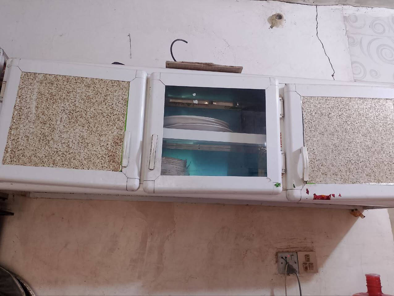 غراض للبيع مكينة خياطة و كاونتر مطبخ 
المكان كوت، حي الشهداء 
سعرهن مناسب


**إذا كنت صاحب هذا الإعلان وتريد حذفه لأي سبب، رجاءا أرسل رسالة إلى الدعم الفني**