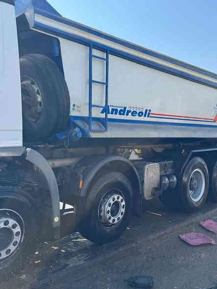 سلام عليكم اكتروز لبيع قاطره وقطوره موديل 2006 حجم 4144 تخم تاير كير شفط ابو جوزات رقم بصره موديله مامعلايه مربوطه قاطره وقطوره قفط بيع
***********
