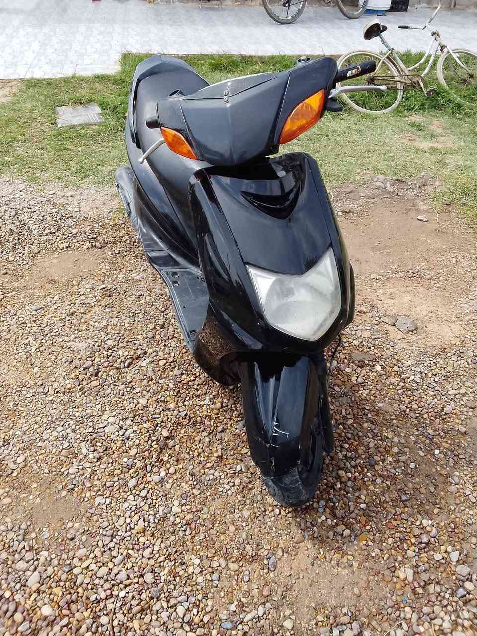 السلام عليكم دراجه سكنس نثيه شغاله  هندر وسلف نقصه بس باتري كهربائياته كامله سعر 400وبيه مجال مكان محموديه ابو شمع


**إذا كنت صاحب هذا الإعلان وتريد حذفه لأي سبب، رجاءا أرسل رسالة إلى الدعم الفني**