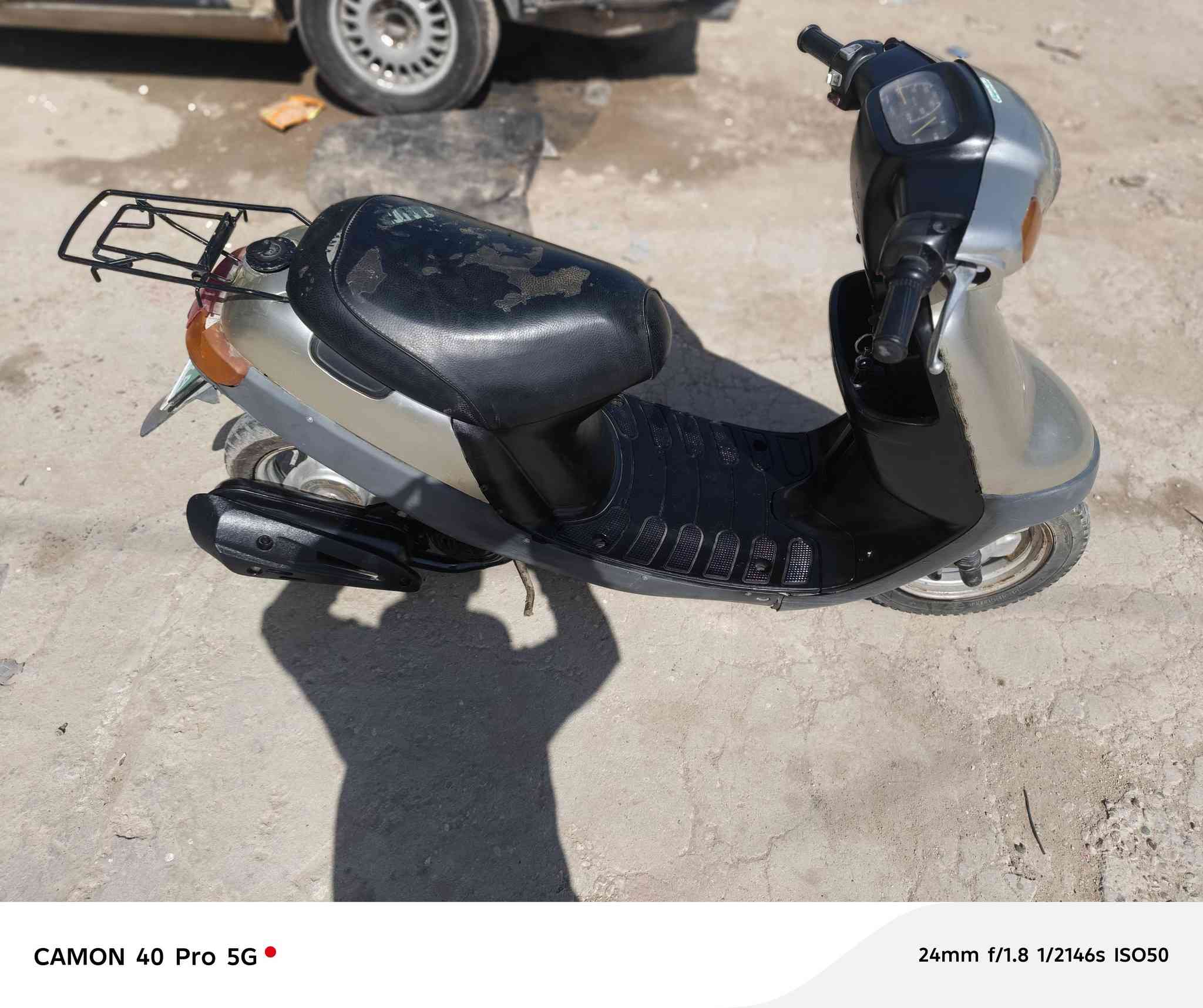 سلام عليكم درجه بطه للبيع مات جناي الدرجه كلش حلوه الكير مابي أي صوت مكفول نص هندر تشتغل السعر 225مكاني كربلاء كنطره السلام الرقم ***********اكو واتساب هم
