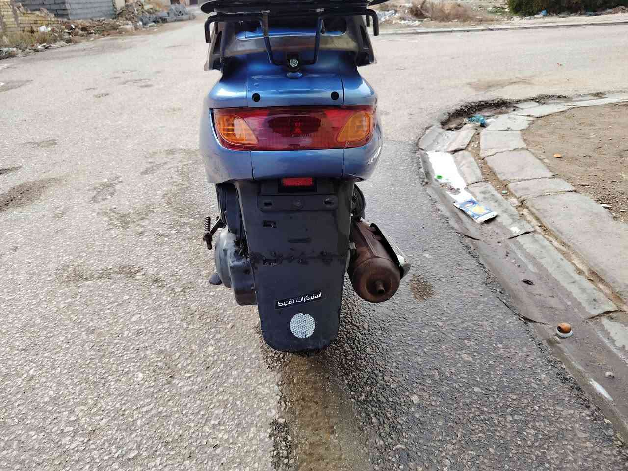 سلام عليكم دراجه فراشه مال حاوية صارله شهرين من طلعت من الحاوية مكاتبتهة موجوده كلشي بيها شغال اي نقص مابي السعر 600 وبيها مجال المكان نجف الرقم ***********
