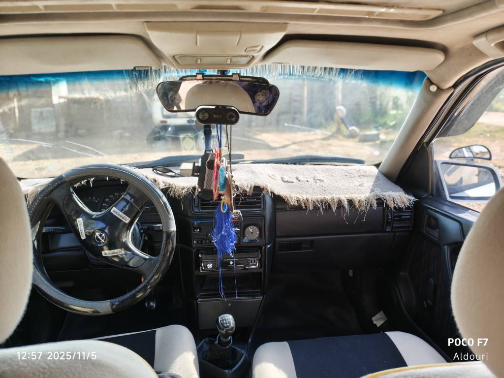 اوبل فكترا موديل 1993
محرك 1800
صبغ حزام 
تبريد تدفئة 
ABS شغال 
ترايك وين متريد السيارة تشوف بعينك وتحكم بلاد, صلاح الدين


**إذا كنت صاحب هذا الإعلان وتريد حذفه لأي سبب، رجاءا أرسل رسالة إلى الدعم الفني**