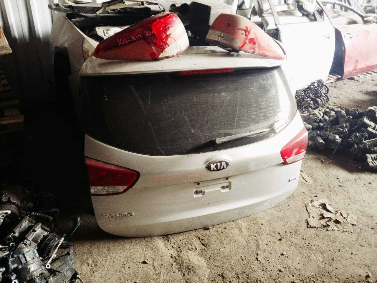 كية رندو 2016/الانترة مديل 2013/2014 كية لون سلفري الانترة 14نيلي الانترة 13اسود
كصة (بجم كبس/اربع ابواب /باب جنطة /بنيد /بك لايتات/دعامية خلفية) 
~بيع جملة-مفرد $اسعار ثابتة 
للتواصل: خاص او *********** واتساب 
#امريكي #الانترة #رندو #العراق #سيارات #النجف #كربلاء #حلة #كوت #ديالى #بغداد #اربيل #سليمانية @أبرز المعجبين
