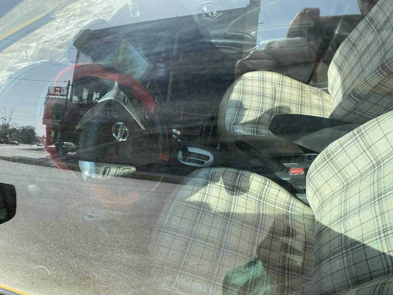 ادور سيارة #تكسي؟
تابعنا نعرضلك سيارت حلوة ونظيفة 🚕 

       سيارات تكسي للبيع والشراء 

#نيسان_فيرسا موديل 18 

★دفتر بانزين موجود ★نقابه مصفر كامل
★تبديل جامرلخ السكن امامي مبدل وشبرين معجون ب دوسه سايق فقط
★مكاني #كركوك

     #السعر علق على منشور البيج ✅ 
        للاستفسار : ***********
 
                https://t.me/iraqicar2
