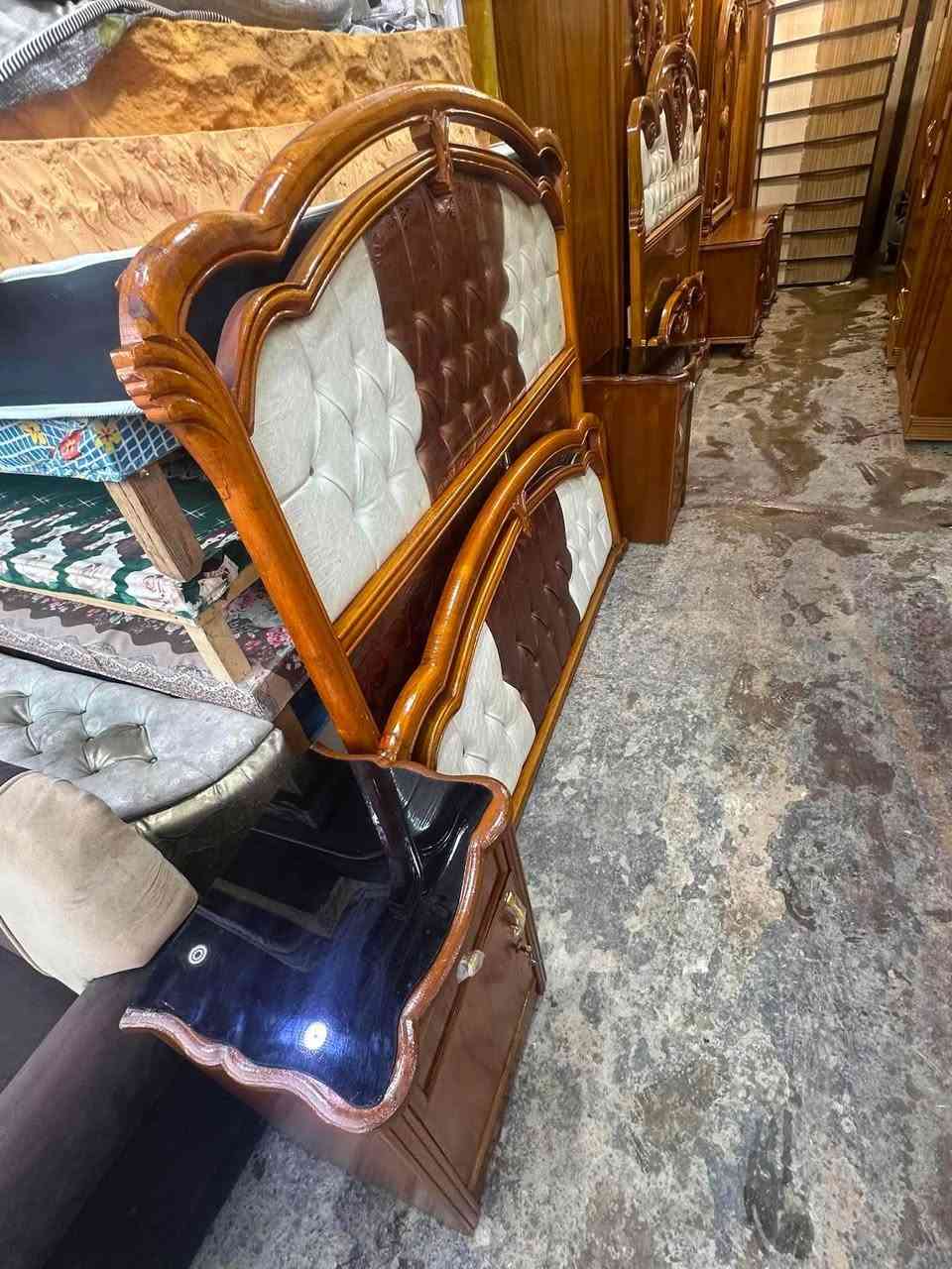 غرفه صاج داخل وخارج مستخدم جديد توصيل متوفر الحجزخاص


**إذا كنت صاحب هذا الإعلان وتريد حذفه لأي سبب، رجاءا أرسل رسالة إلى الدعم الفني**