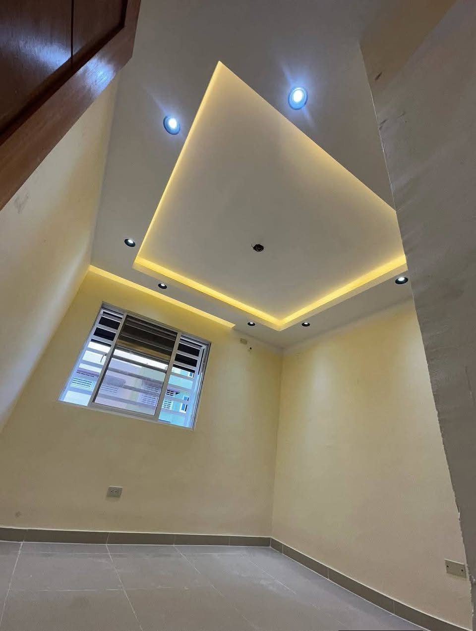 الاناقه للديكورات                                                                    موصفات العمل                                                                         هيكل حديد🕶
جبسم بورد🟩                                          كافه انواع الديكورات الدخلي
اناره بروفايل
صبغ الدور والبنايات داخلي وخارجي🖌️ 
باركيه خشب                                                                         سحب ملكي🏛️    
ورق جدران 
بديل الخشب والرخام 
تشطيبات وترميم شامل 🏠
للطلب والاستفسار الاتصال *********** عبدالرحمن                        اسعار تنافسيه  القائم🌎#ديكورات #جبسن #بورد #مودرن #تغليف #تصميم
